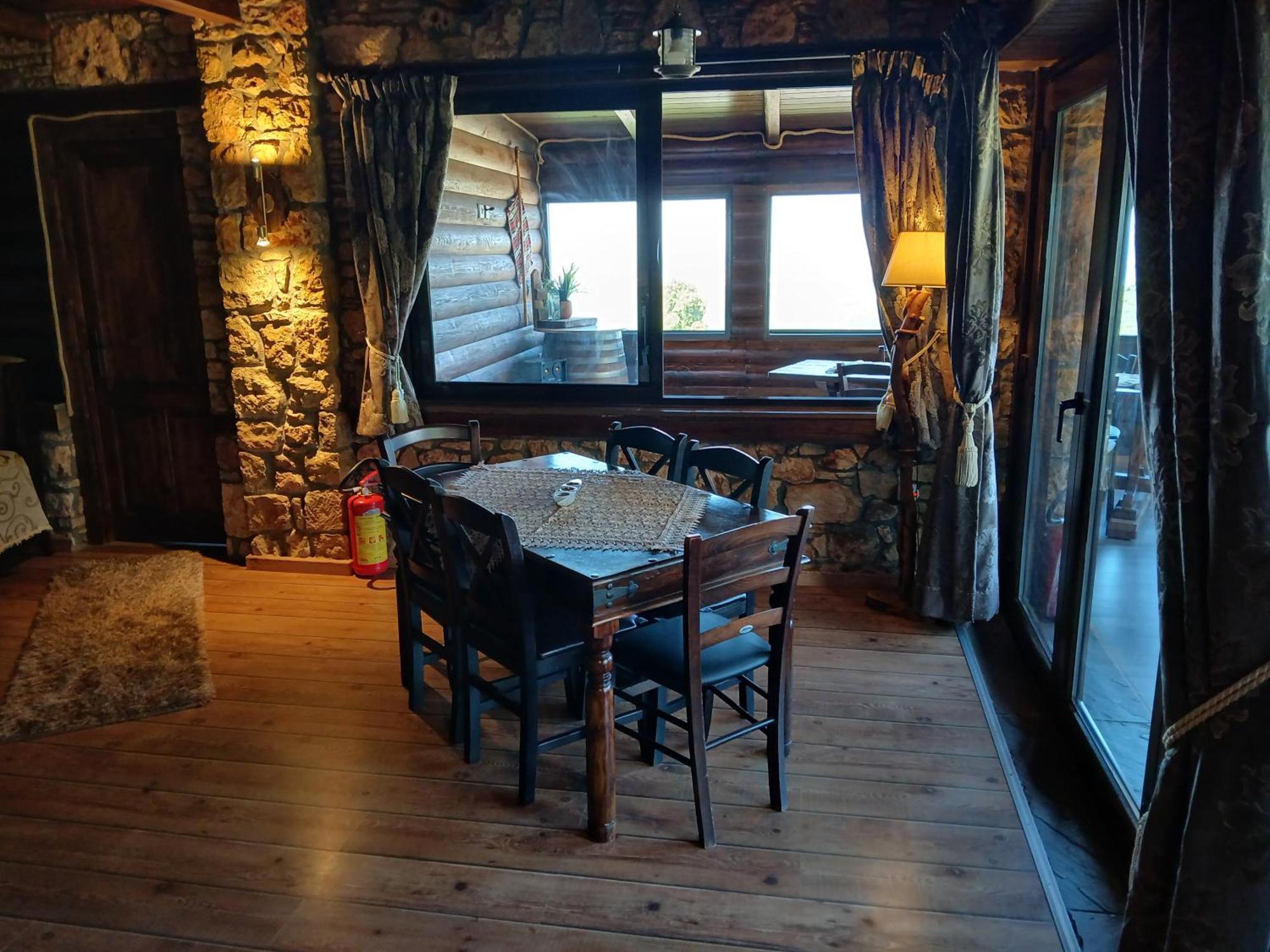 Artemis' Stone House Holiday home Petra (Pieria)