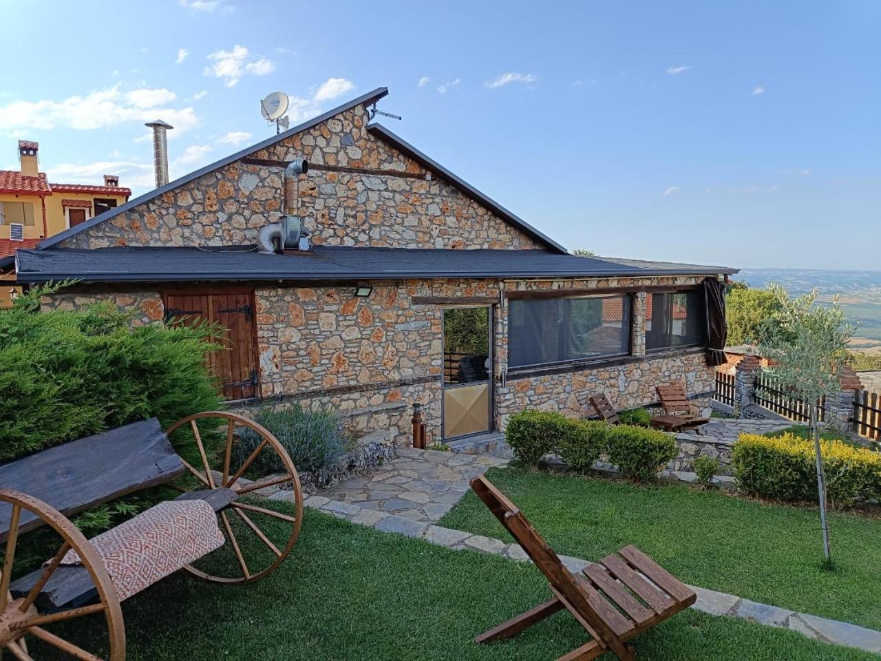 Artemis' Stone House Holiday home *